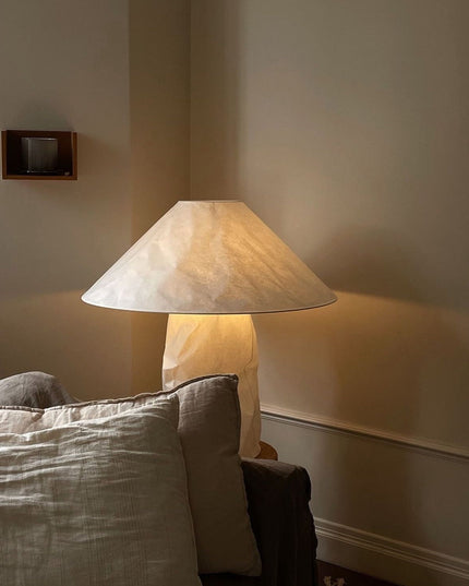 Lampampe table lamp