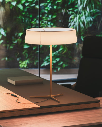 Dama Table Lamp